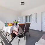 Feriehus With Heated Pool