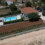 Feriehus With Heated Pool *