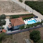 Feriehus With Heated Pool