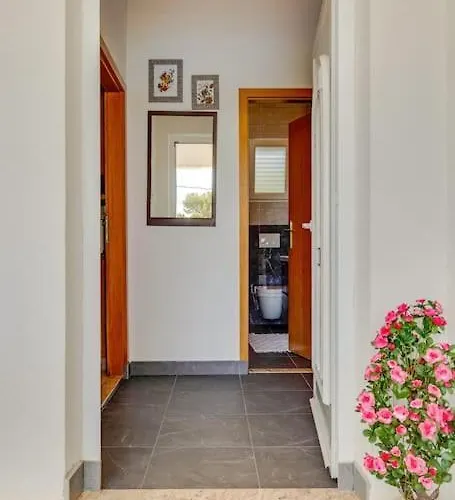 別荘 With Heated Pool