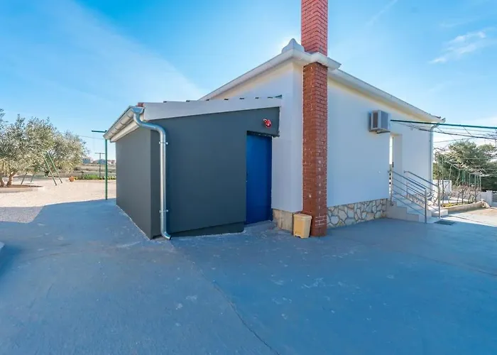 With Heated Pool