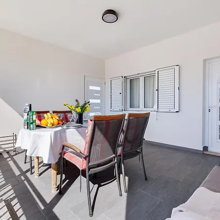 Holiday home With Heated Pool