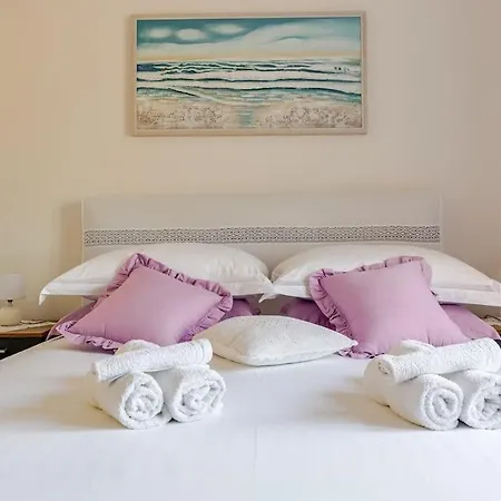 Holiday home With Heated Pool