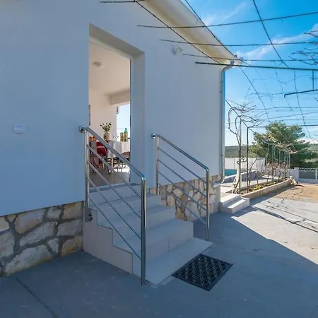 Holiday home With Heated Pool *
